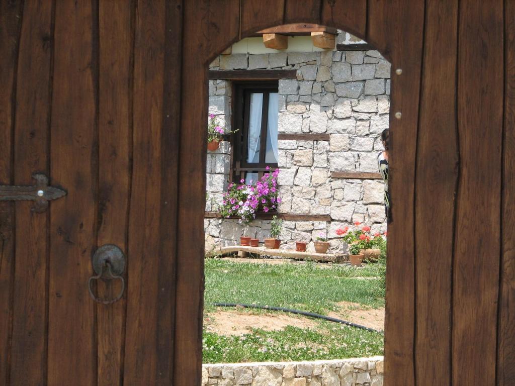 Family Hotel Kalifer Kalofer Dış mekan fotoğraf