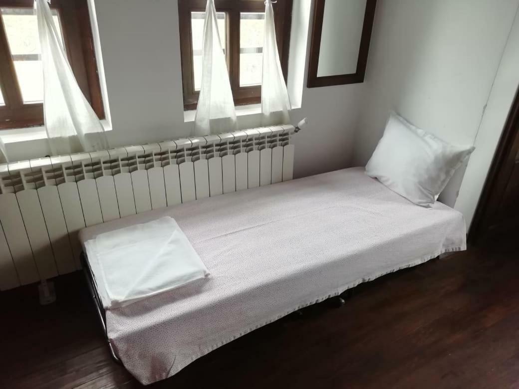 Family Hotel Kalifer Kalofer Dış mekan fotoğraf