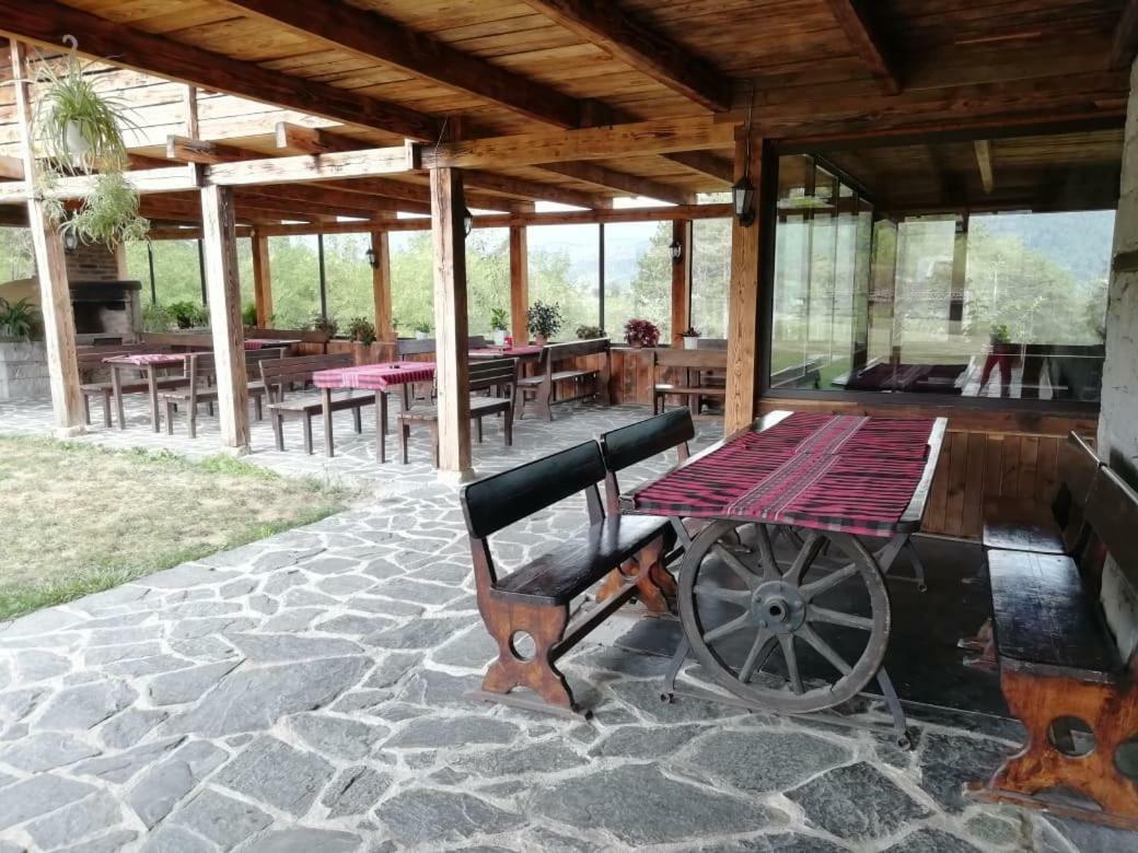 Family Hotel Kalifer Kalofer Dış mekan fotoğraf